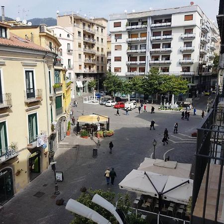 Zelzar Salerno Centro Hotel Buitenkant foto