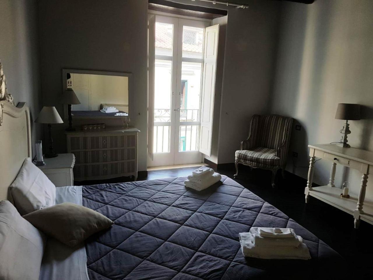 Zelzar Salerno Centro Hotel Buitenkant foto